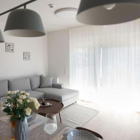 Bright Apartment In The New Building Atenas Exterior foto